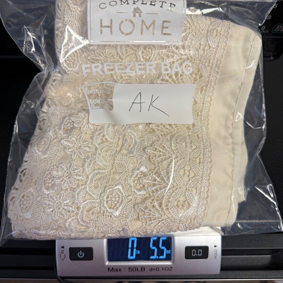 Sans Souci Tiered Lace Mini Skirt Cream Size Medium - Picture 9 of 9